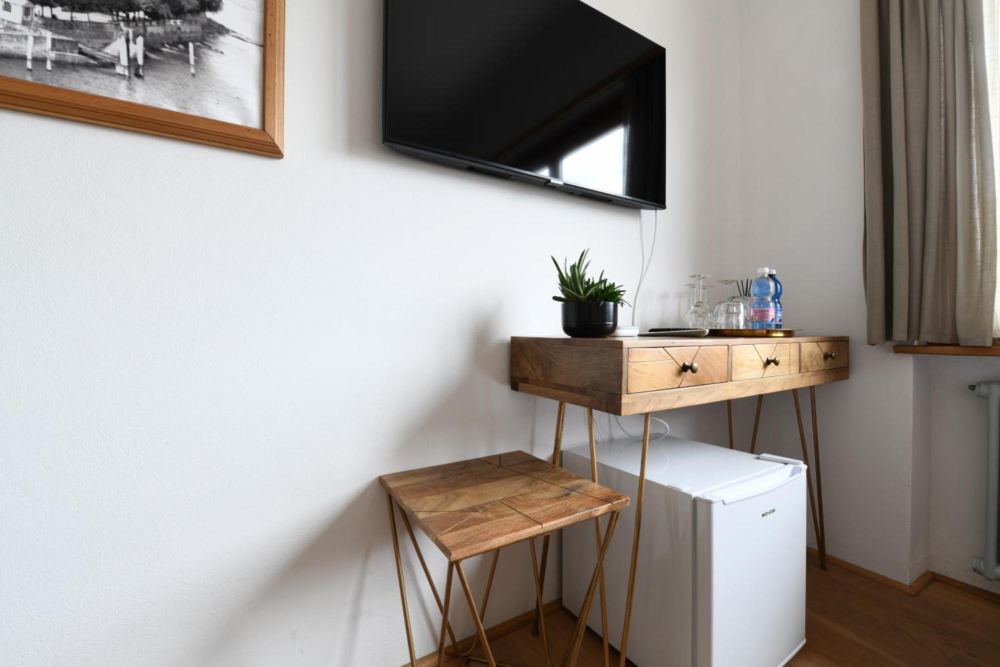 7Rooms - Self Check-In 24H Free Parking Losone Bagian luar foto