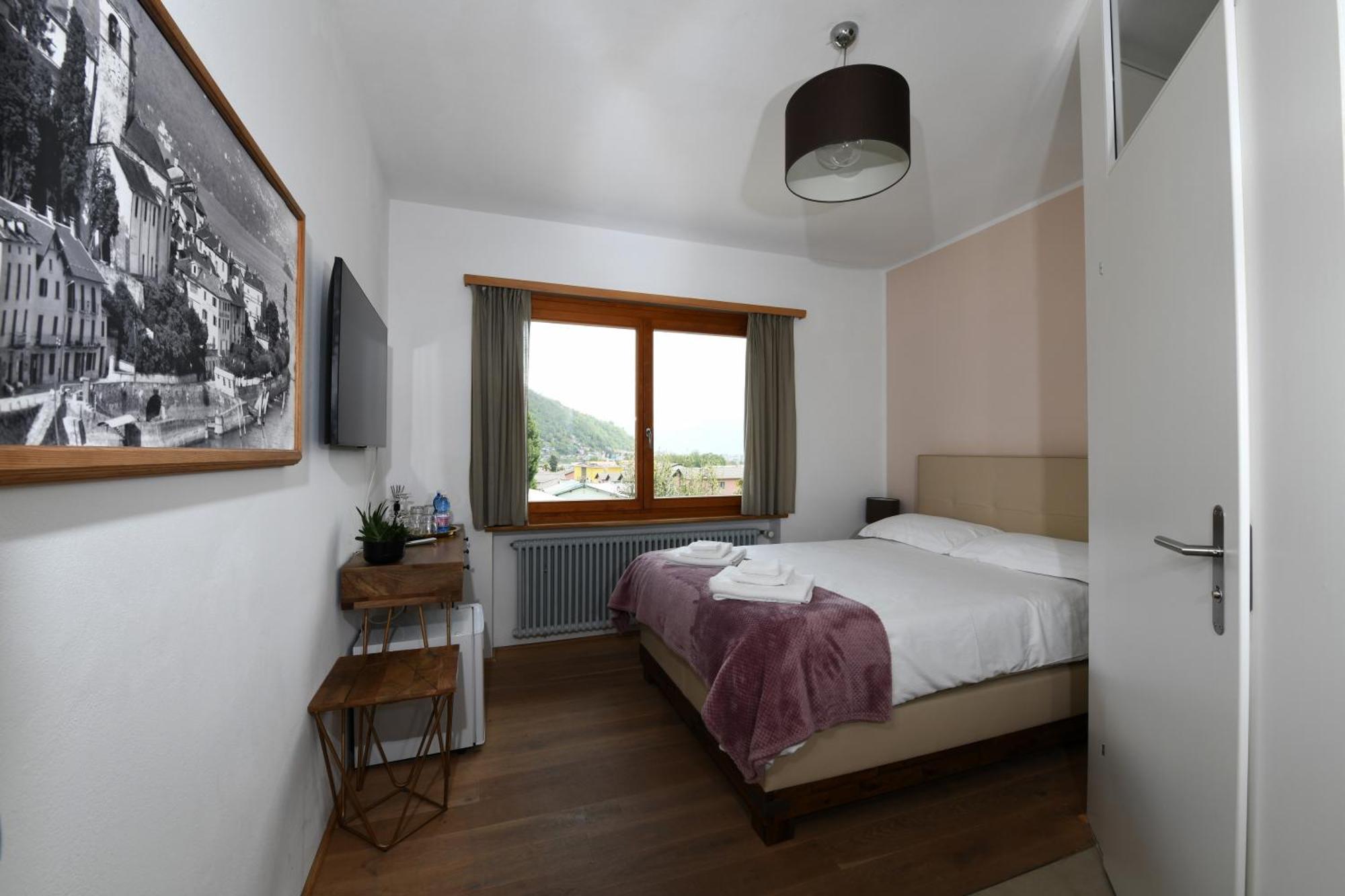 7Rooms - Self Check-In 24H Free Parking Losone Bagian luar foto