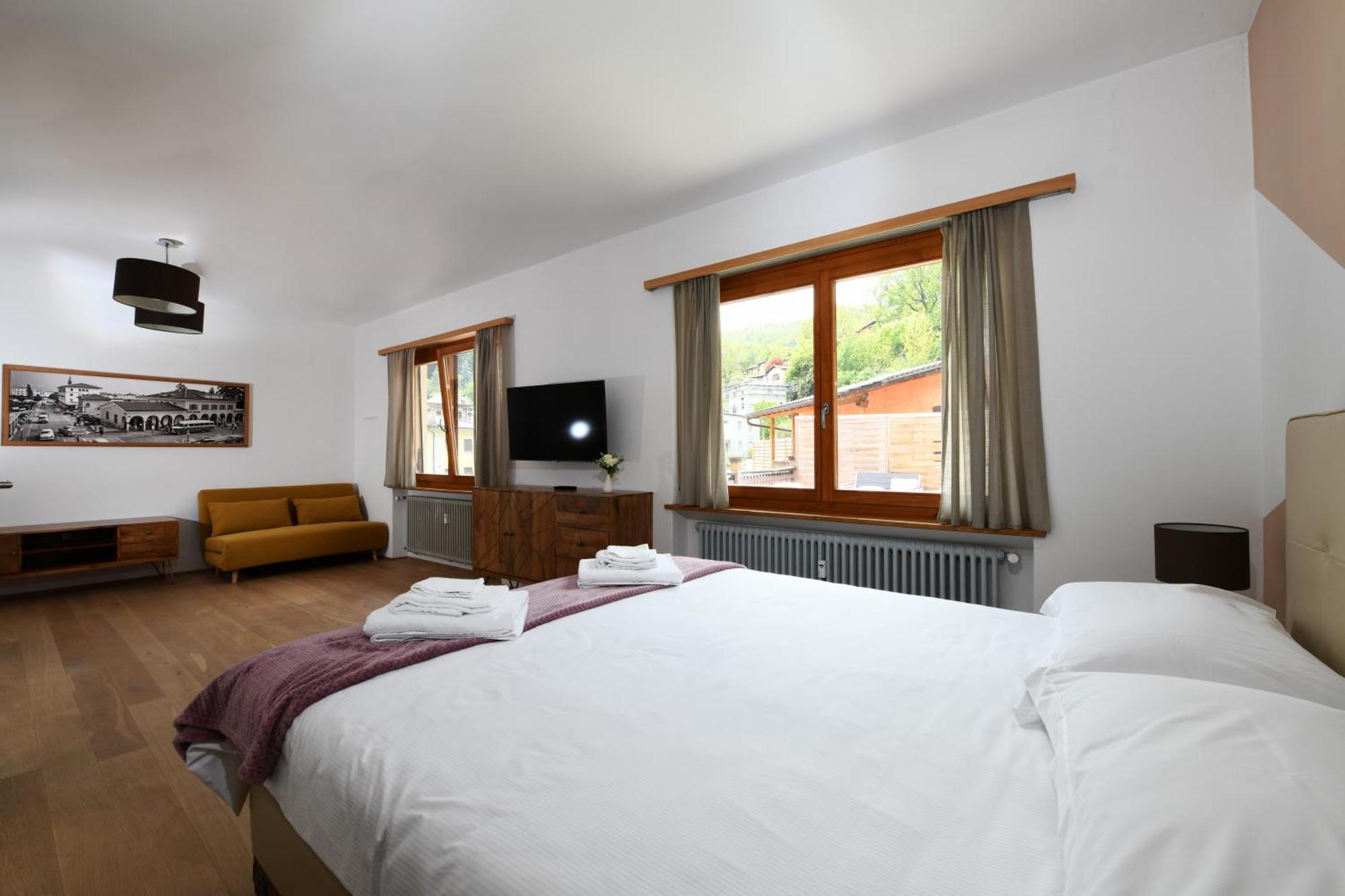 7Rooms - Self Check-In 24H Free Parking Losone Bagian luar foto